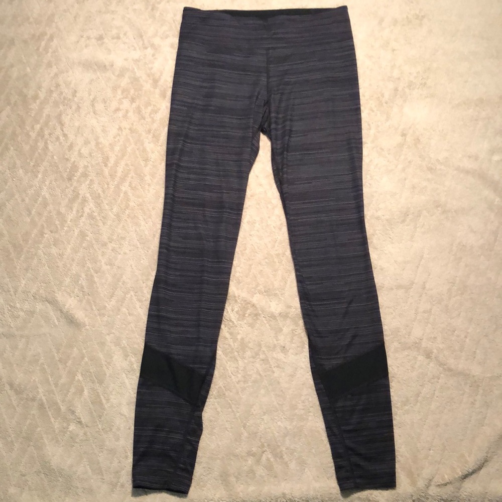Under Armour Women’s Leggings.  Size Small